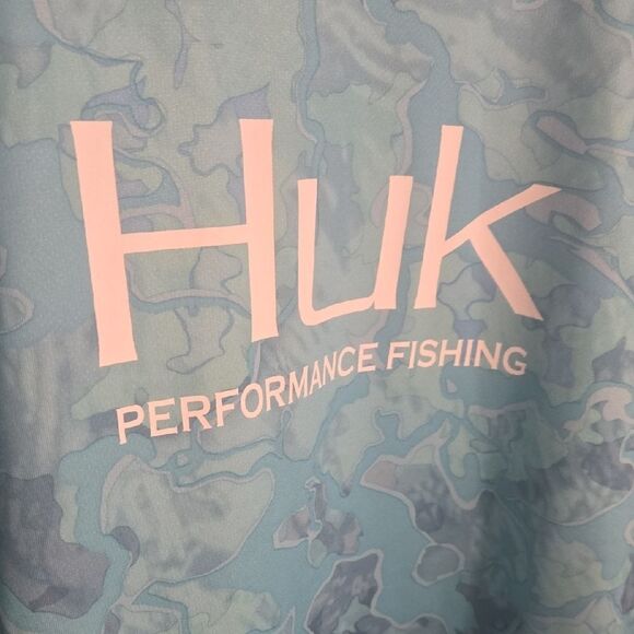 Huk  Blue Performance Fishing Shirt - Picture 2 of 8